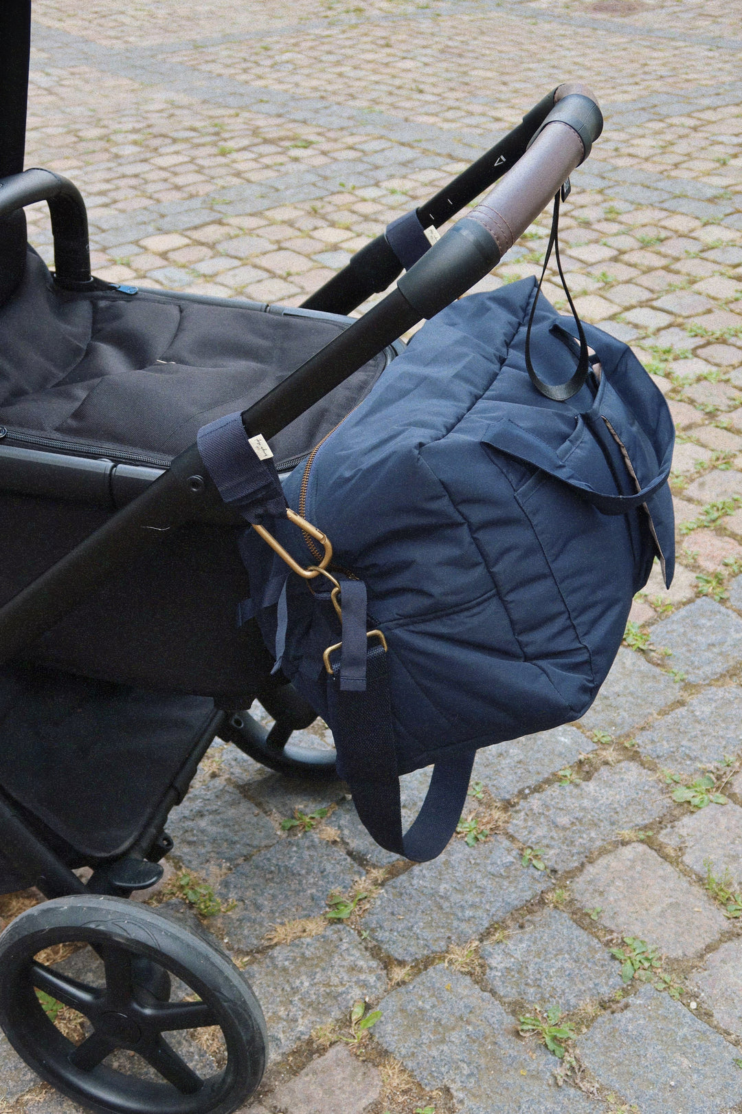 Konges Slojd - All You Need Bag - Navy - Mabel & Fox