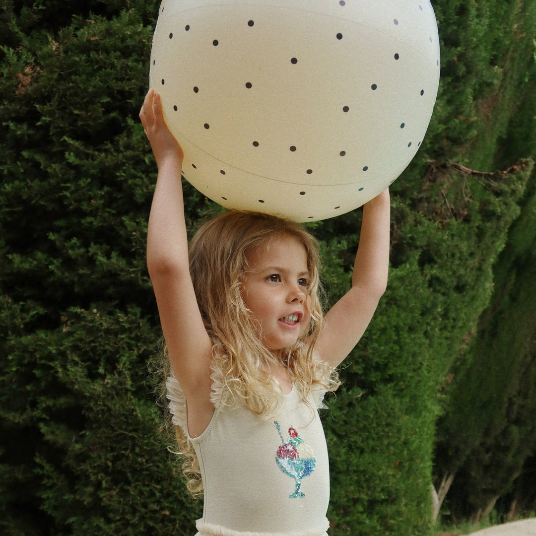 Konges Slojd – Beach Ball – Navy Dots - Mabel & Fox