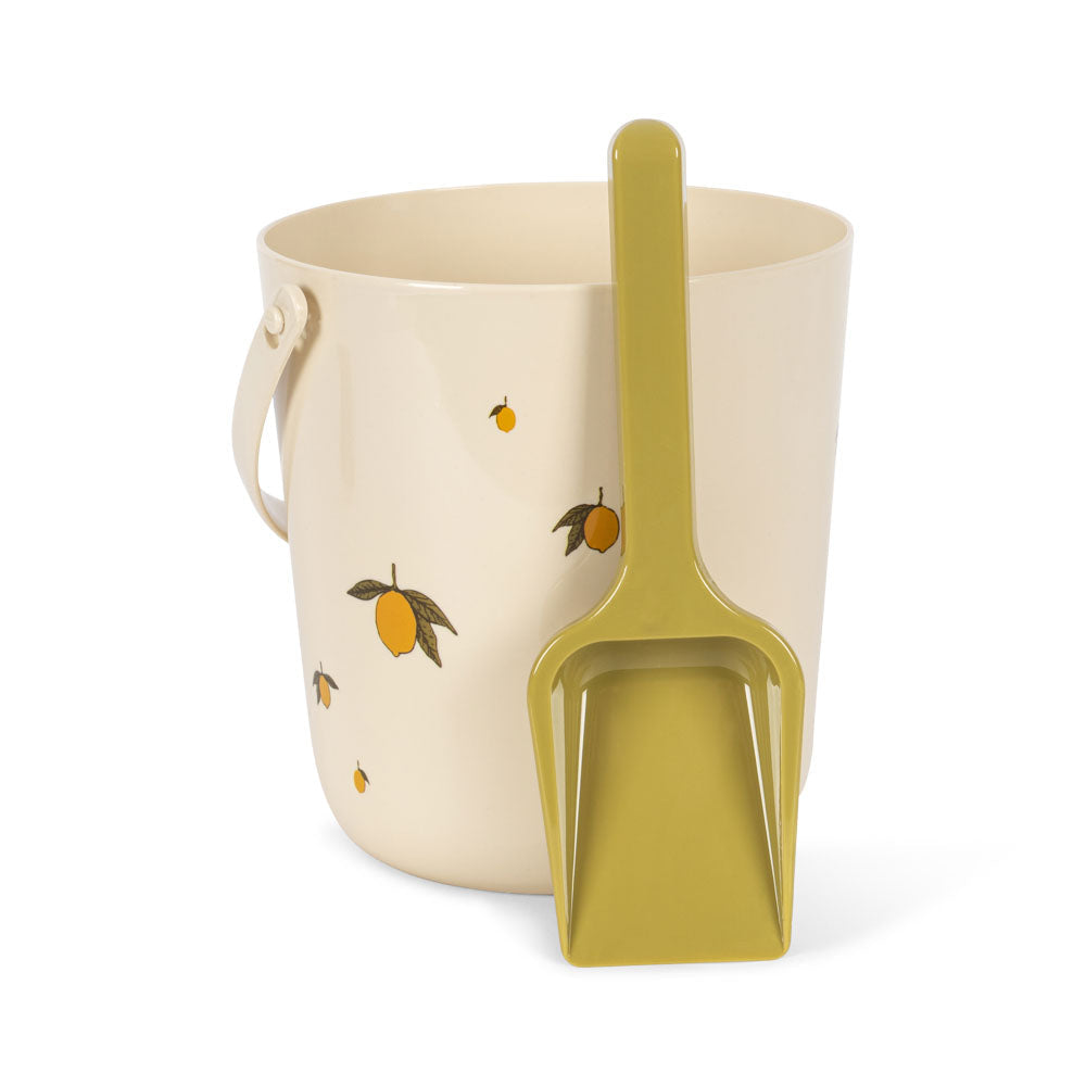 Konges Slojd – Beach Bucket and Shovel – Lemon - Mabel & Fox