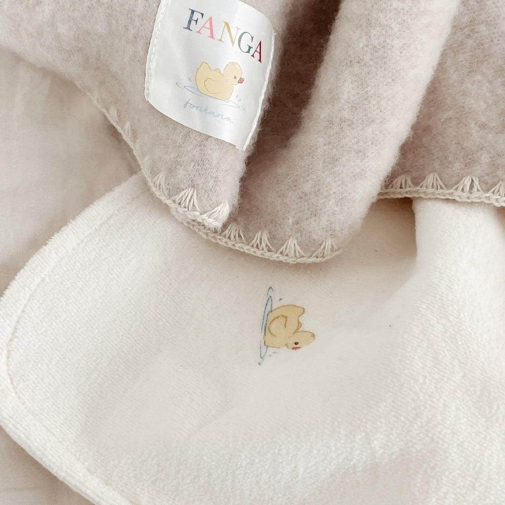 Konges Slojd - Fanga Fontana - Elu- Blanket  - Antique White - Mabel & Fox