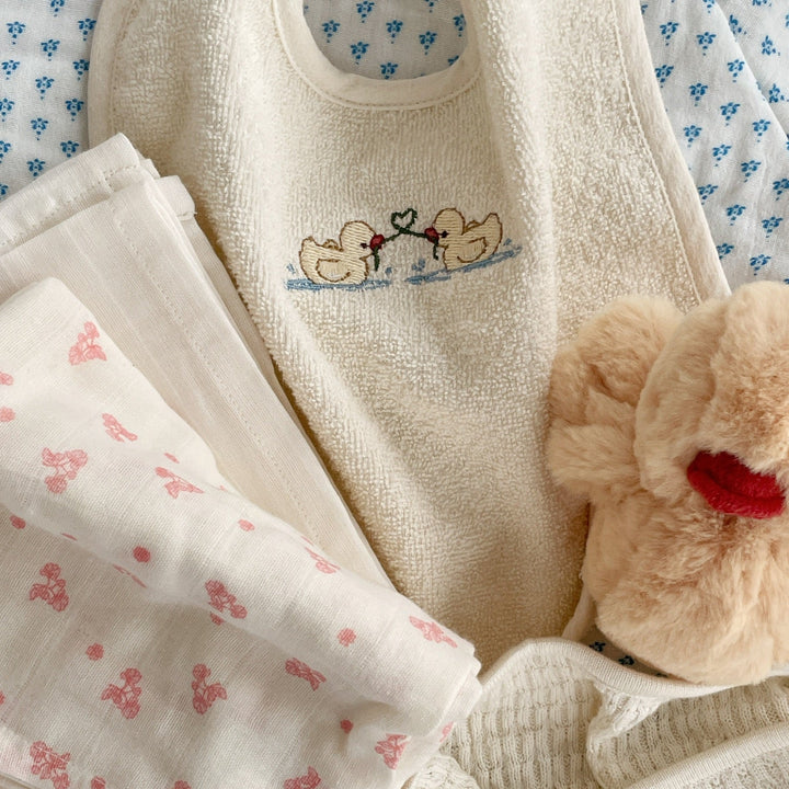 Konges Slojd - Fanga Fontana - Figo Bib - Antique White (2 Pack) - Mabel & Fox