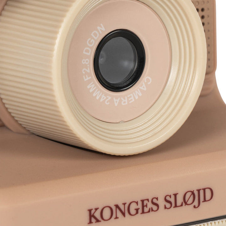Konges Slojd - Instant Camera - Cherry - Mabel & Fox