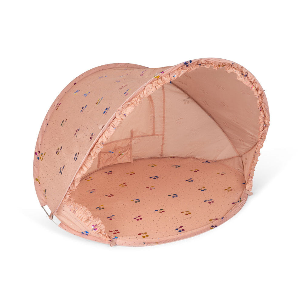Konges Slojd – Mini Beach Tent Pop Up UV 50+ Lace – Fairy Cherry - Mabel & Fox