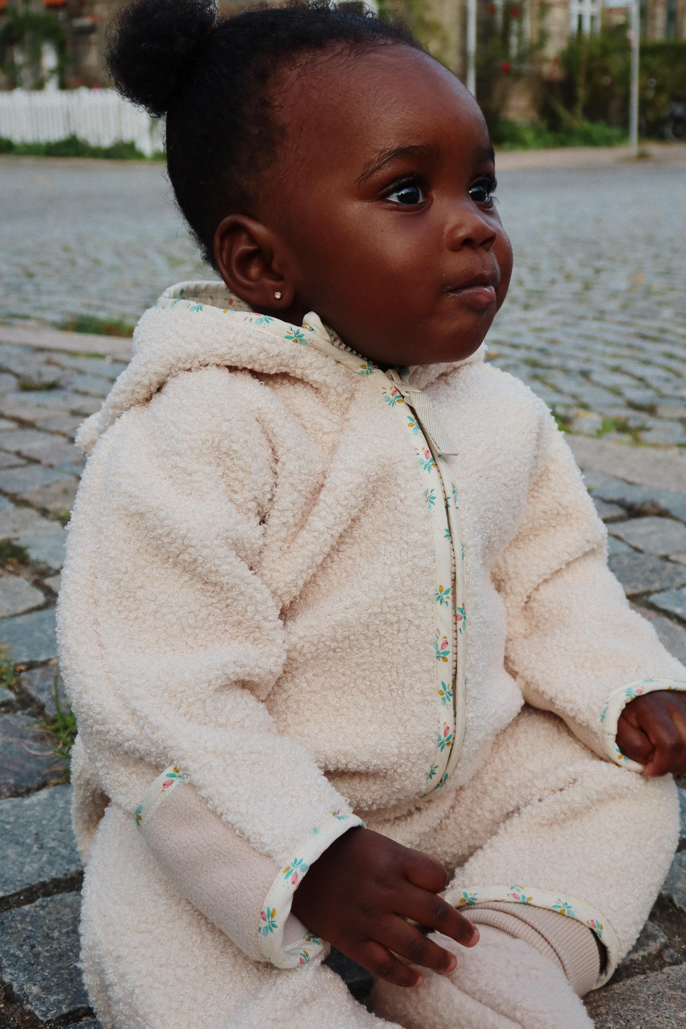 Konges Slojd - Teddy Onesie - Grizz - Brazilian Sand – Mabel & Fox