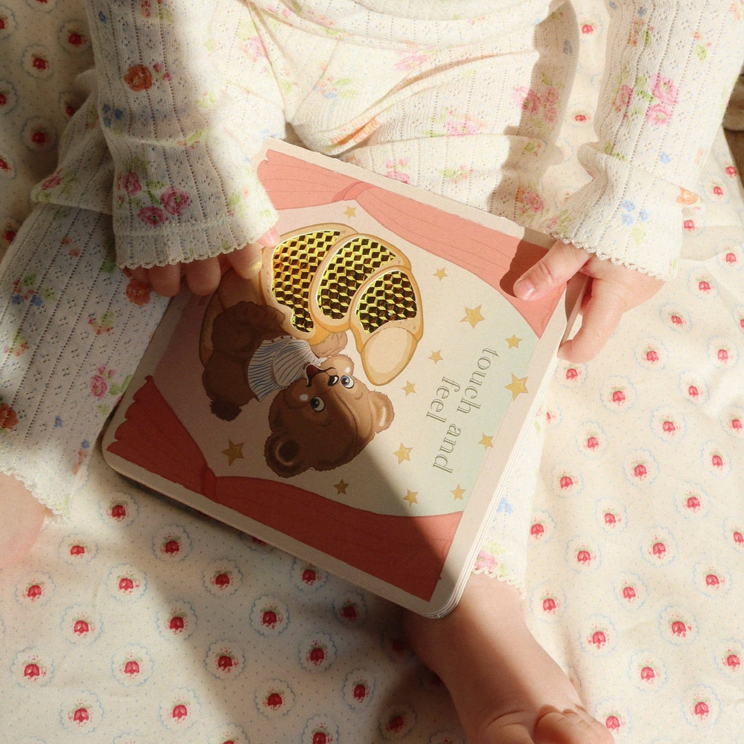 Konges Slojd – Touch and Feel Book - Mabel & Fox