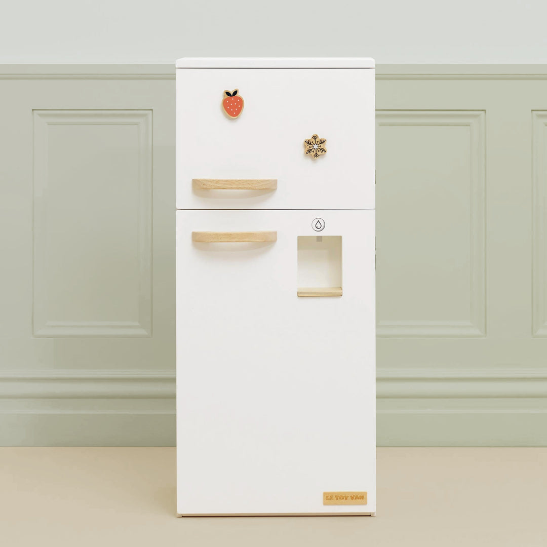 Le Toy Van – Kitchen Freestanding Fridge Freezer - Mabel & Fox
