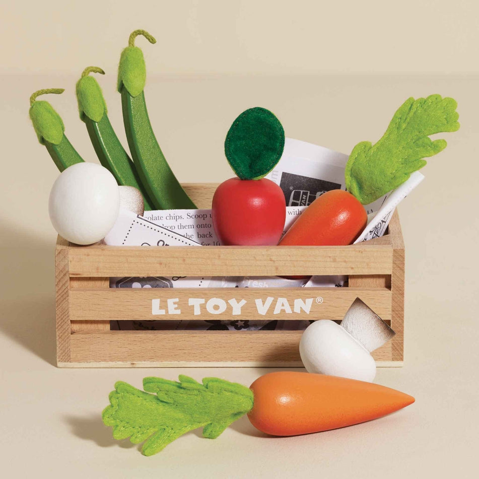 Le Toy Van – Wooden Market Crate – Harvest Vegetables - Mabel & Fox