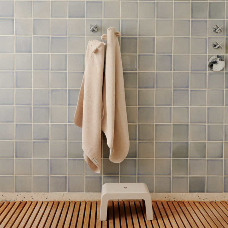 Liewood - Albert Hooded Towel - Polar Bear Sandy - Mabel & Fox