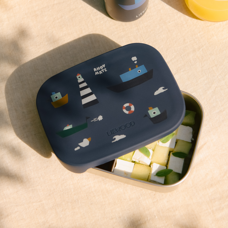 Liewood - Arthur Lunchbox - Sailing/Classic Navy - Mabel & Fox