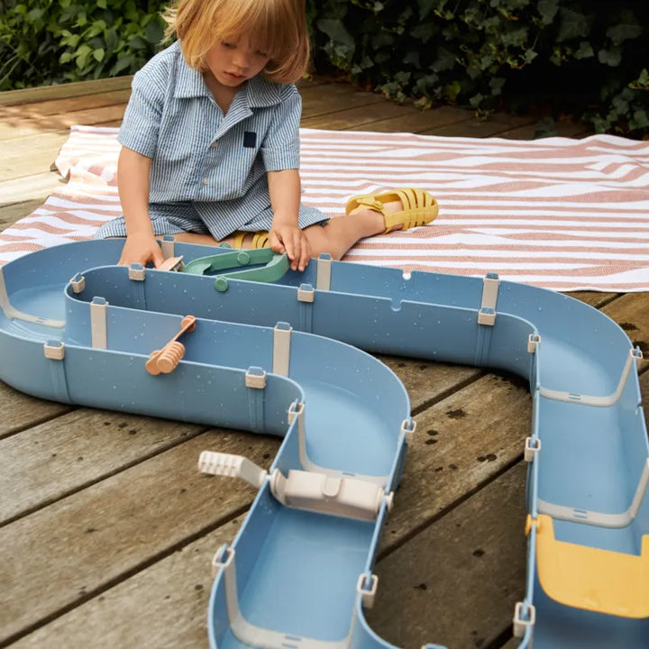 Liewood – Cassian Waterway – Beach Blue / Multi Mix - Mabel & Fox