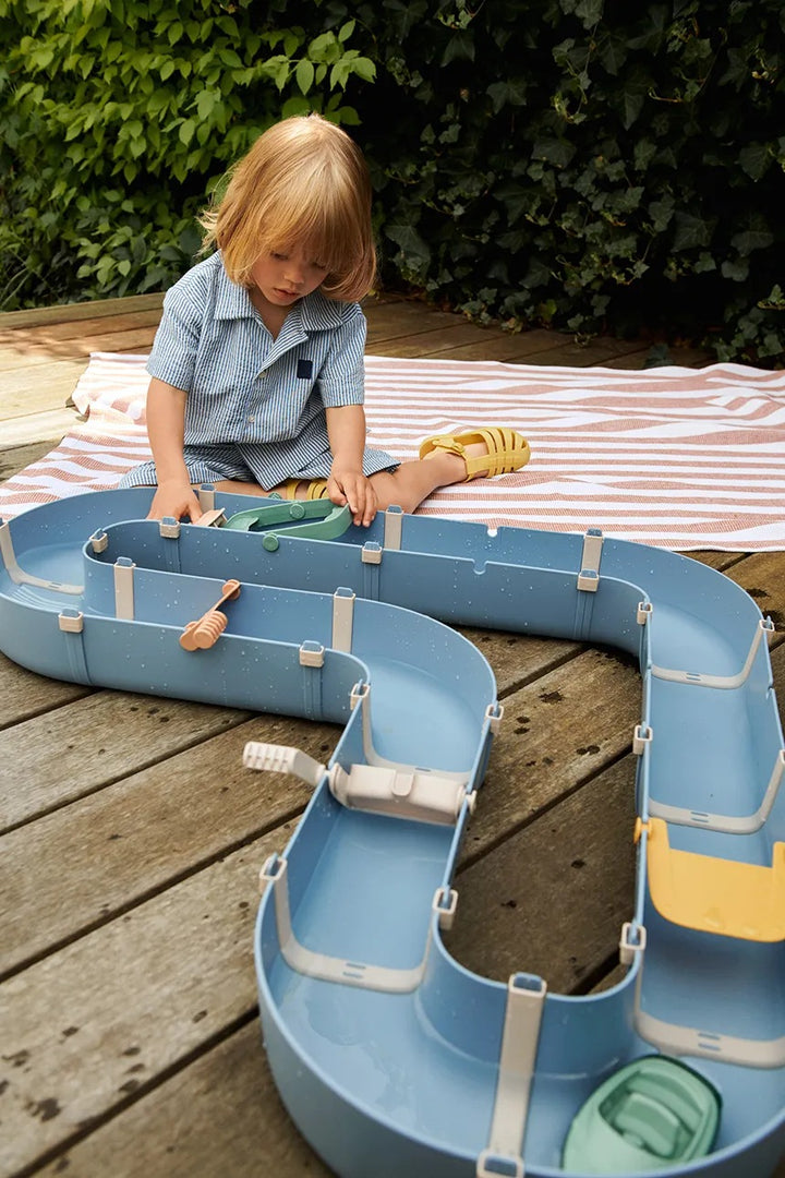Liewood – Cassian Waterway – Beach Blue / Multi Mix - Mabel & Fox