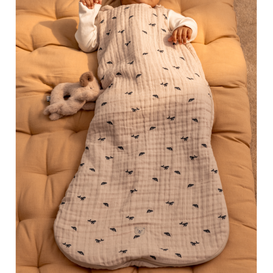 Liewood - Flora Printed Sleeping Bag - Mini Whale / Sandy - Mabel & Fox