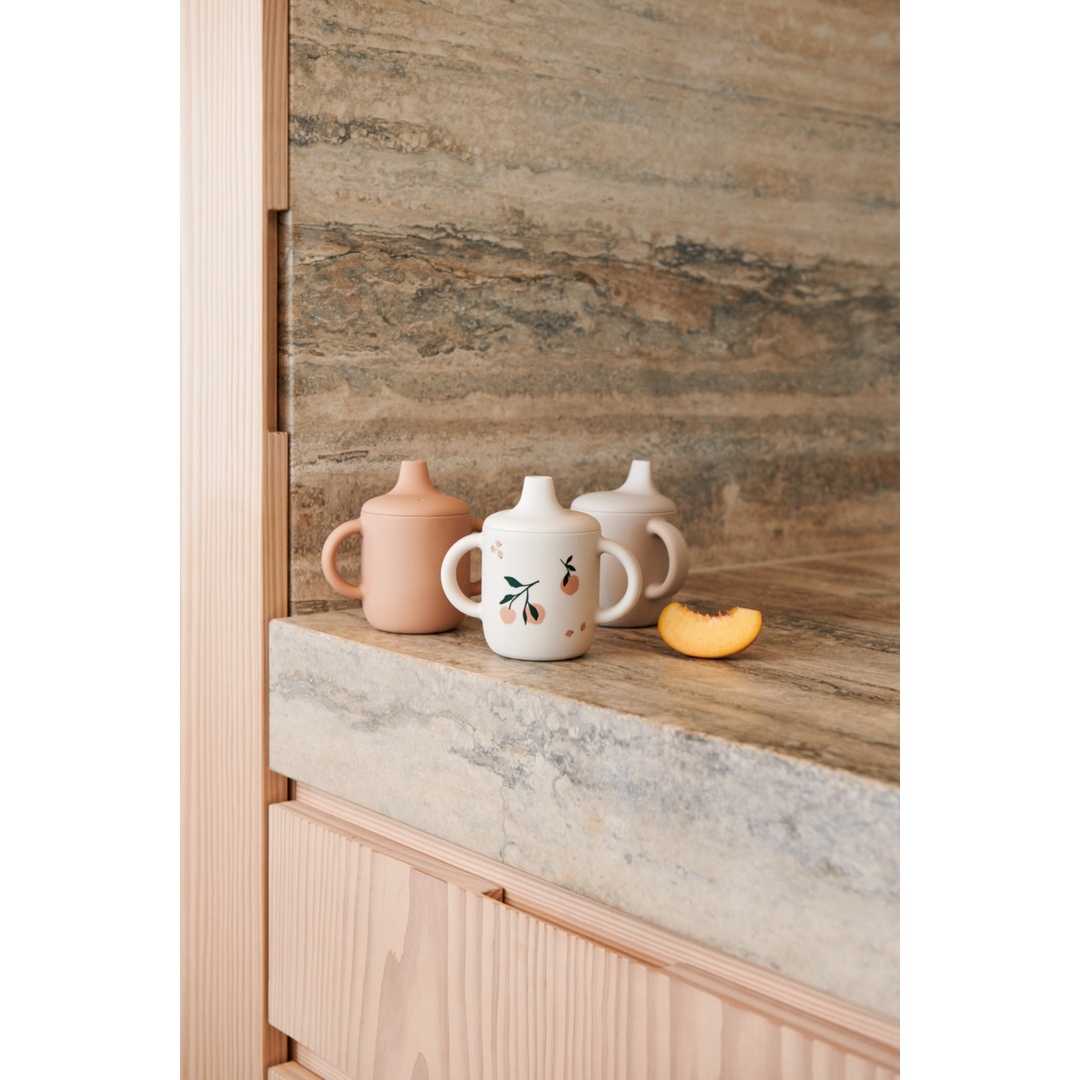 Liewood - Neil Sippy Cup - Peach / Sea Shell Mix - Mabel & Fox