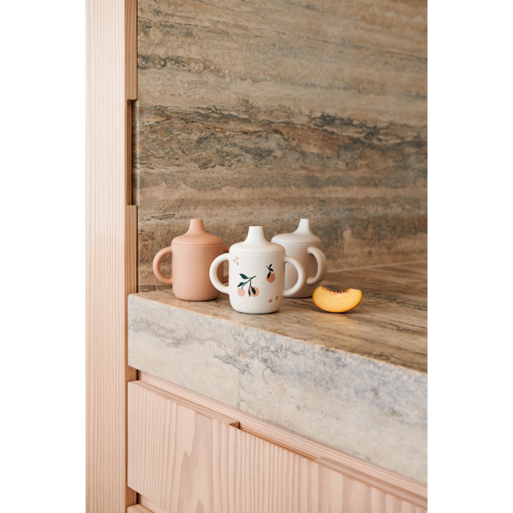 Liewood - Neil Sippy Cup - Peach / Sea Shell Mix - Mabel & Fox