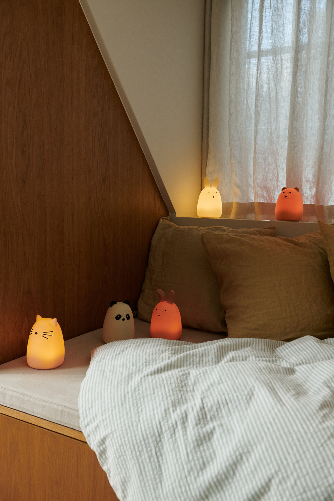 Liewood - Winston Night Light - Rabbit Dark Rose - Mabel & Fox