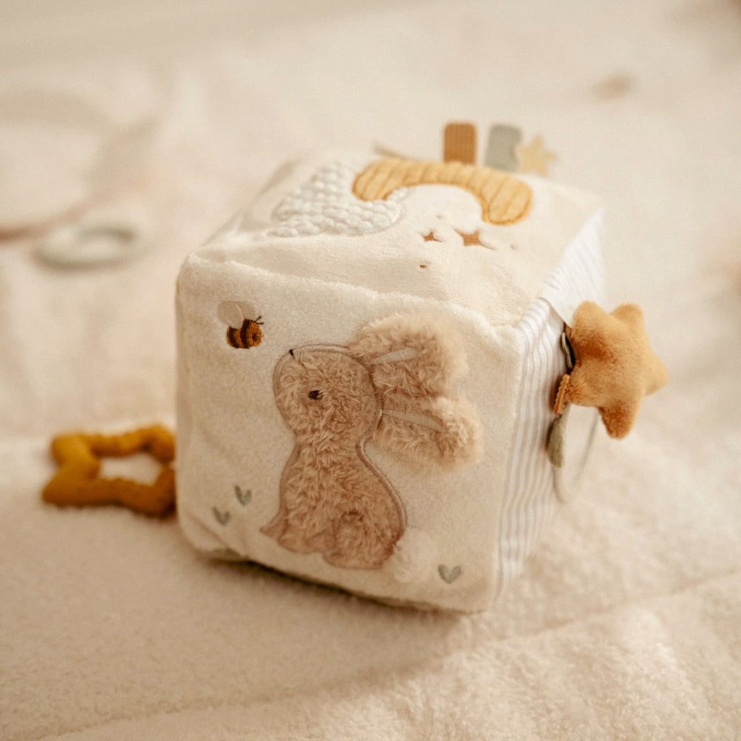 Little Dutch - Activity Cube - Newborn Naturals - Mabel & Fox