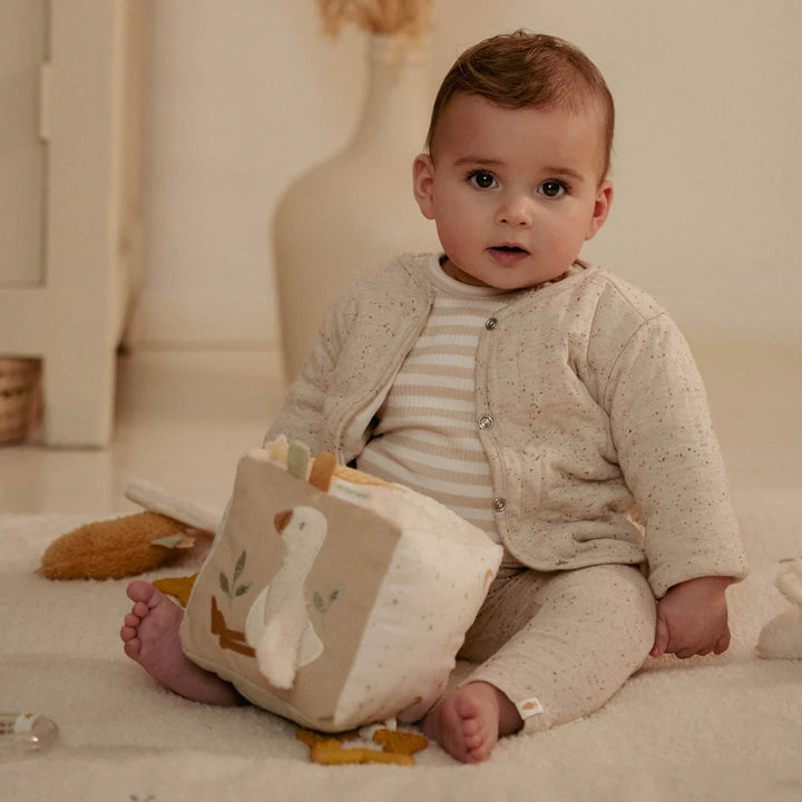 Little Dutch - Activity Cube - Newborn Naturals - Mabel & Fox