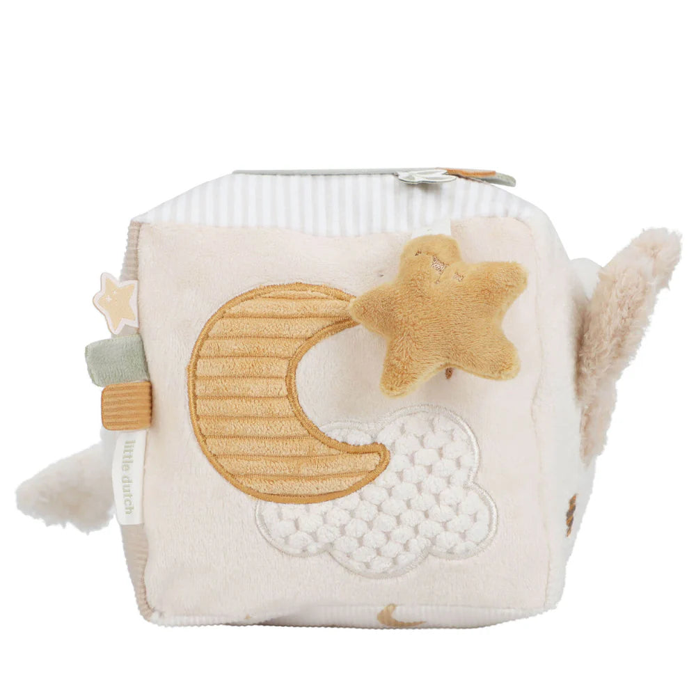 Little Dutch - Activity Cube - Newborn Naturals - Mabel & Fox
