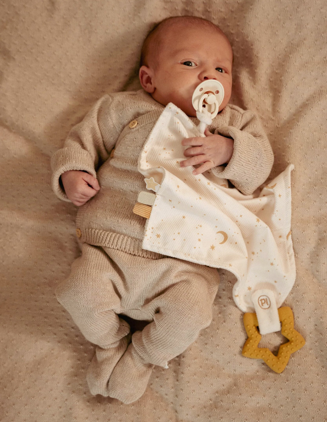 Little Dutch - Cuddle Cloth with Teething Ring - Newborn Naturals - Mabel & Fox