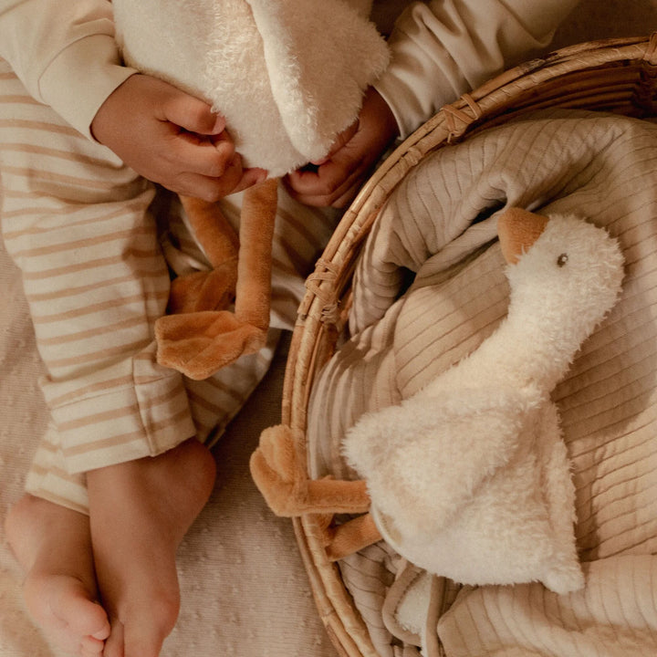 Little Dutch - Cuddle Goose - Newborn Naturals - Mabel & Fox