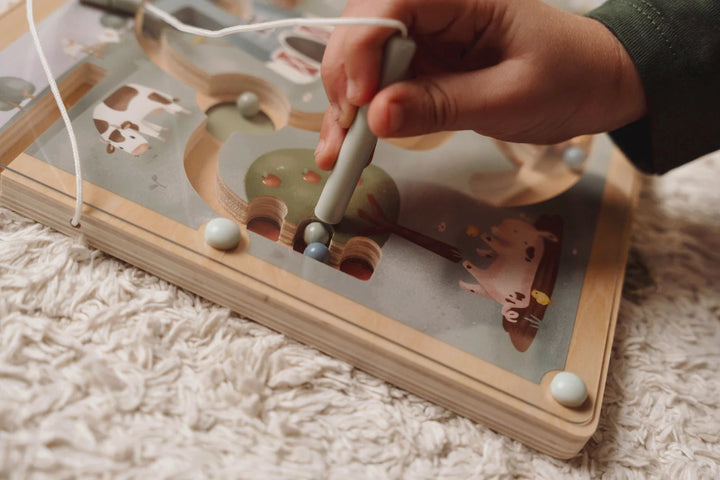 Little Dutch - Magnetic Labyrinth - Little Farm - Mabel & Fox