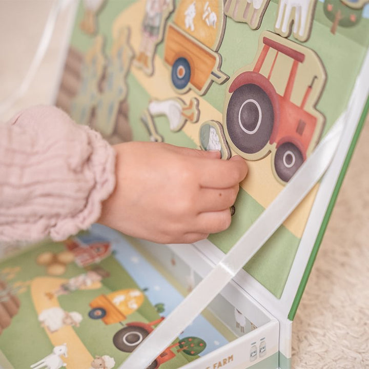 Little Dutch - Magnetic Playboard - Little Farm - Mabel & Fox