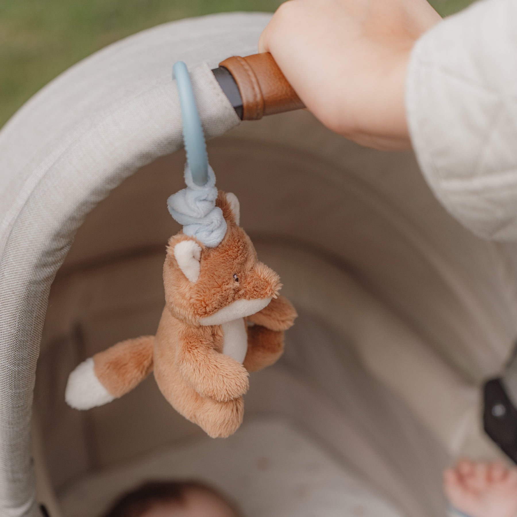 Little Dutch - Pull-and-Shake - Fox - Forest Friends – Mabel & Fox