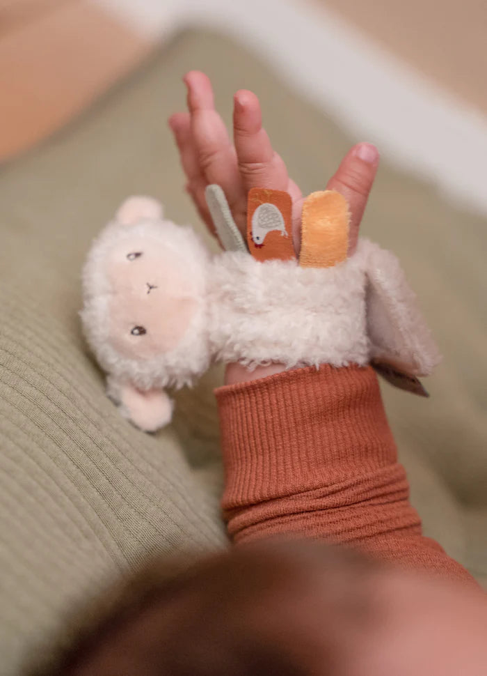 Little Dutch - Sheep Wrist rattle - Little Farm - Mabel & Fox