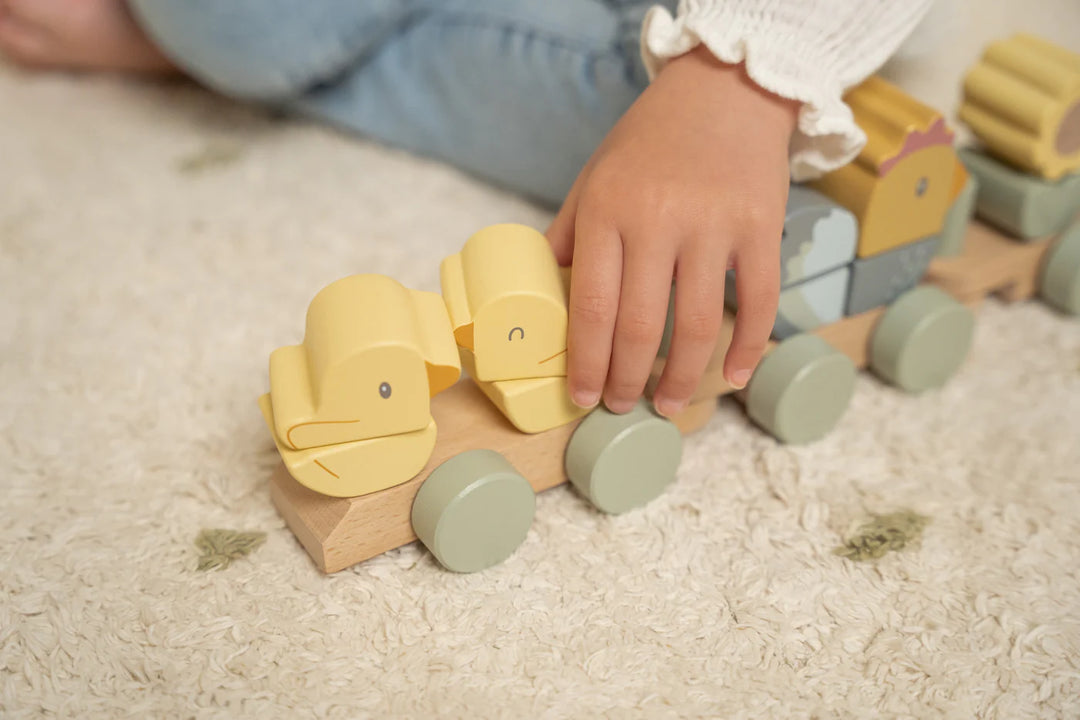Little Dutch - Stacking Train Chicken - Little Farm - Mabel & Fox