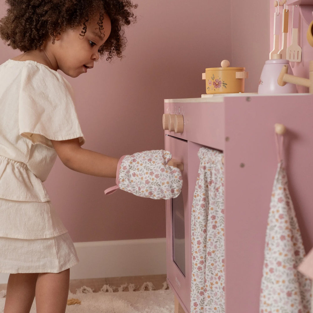 Little Dutch - Wooden Play Kitchen - Pink - Mabel & Fox
