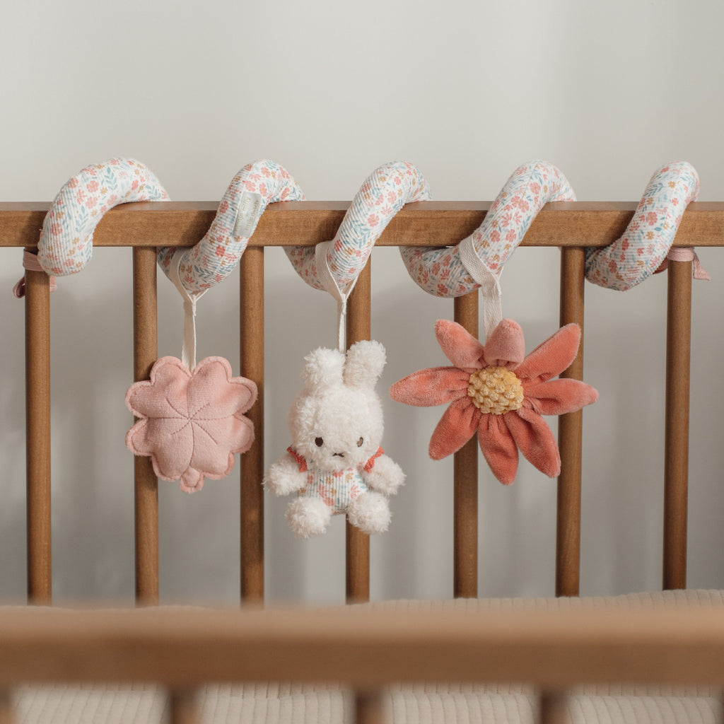 little-dutch-x-miffy-activity-