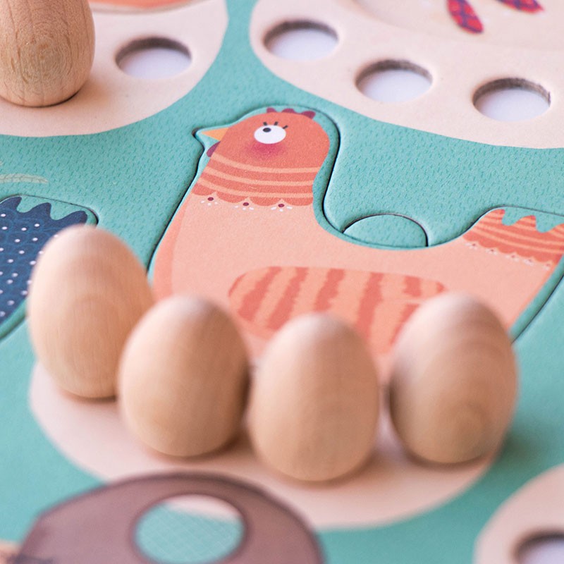 Londji – Cluck, Cluck! The Fox! – Family Game - Mabel & Fox
