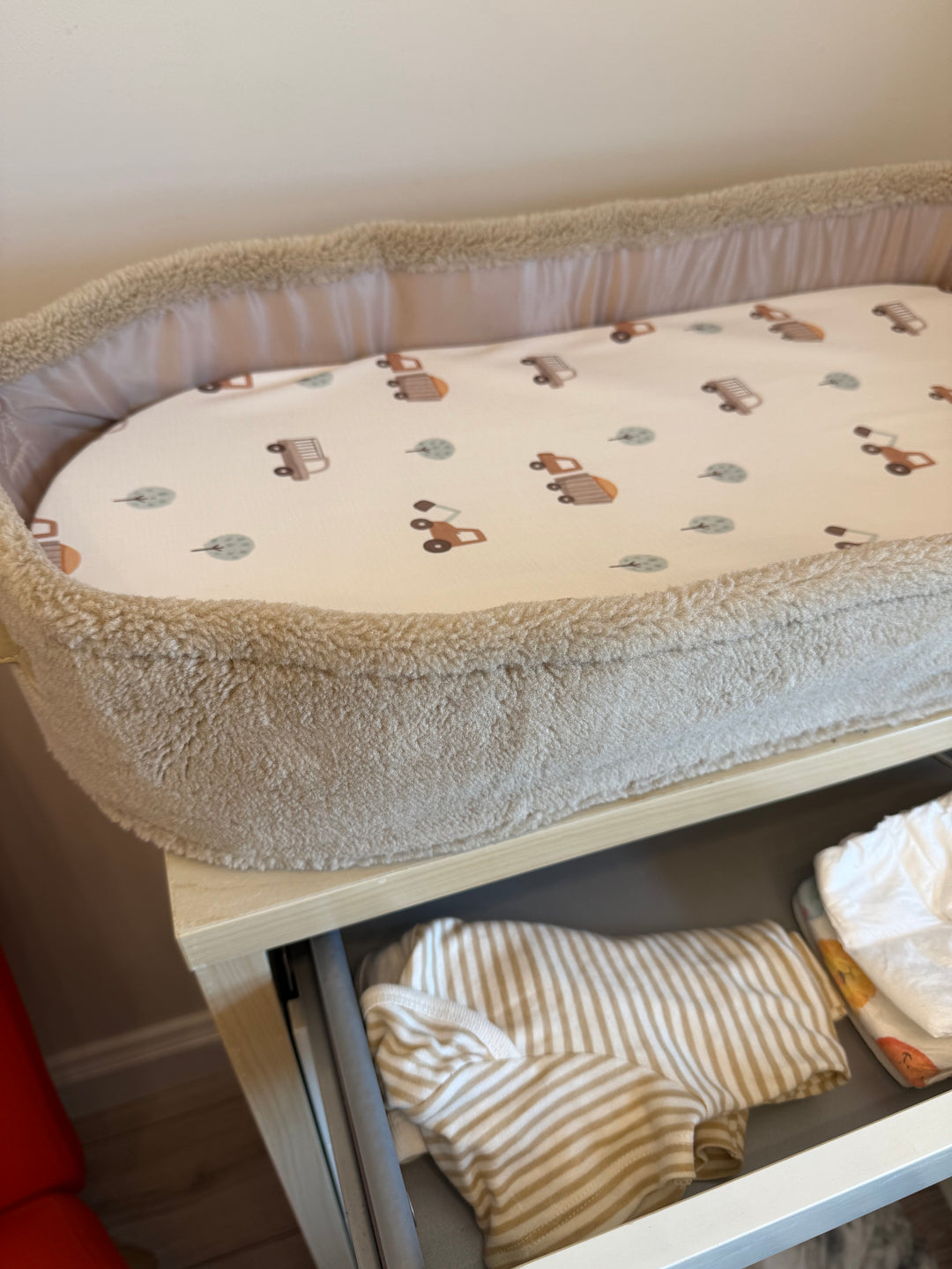 Mabel & Fox - Basket Changing Mat - Little Wheels - Mabel & Fox