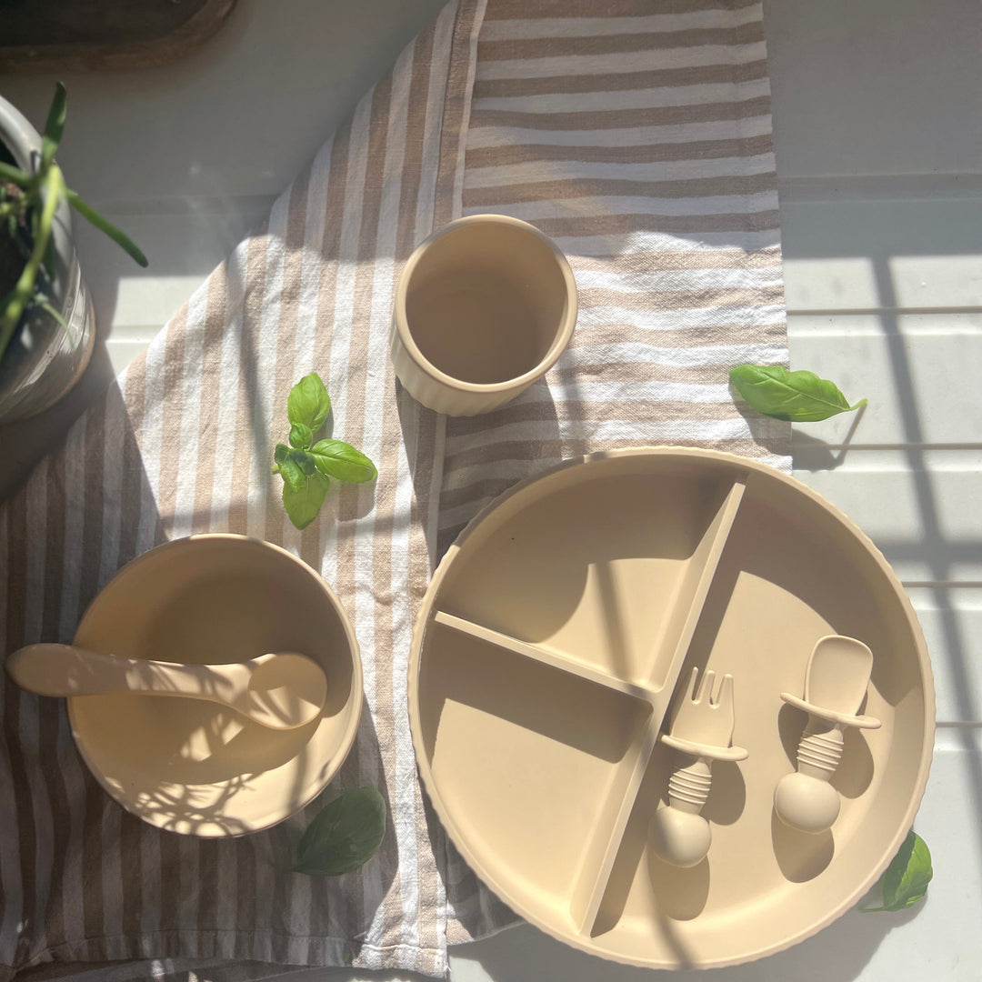 Mabel & Fox - Complete Silicone Tableware Set - Beige (7 Pcs) - Mabel & Fox