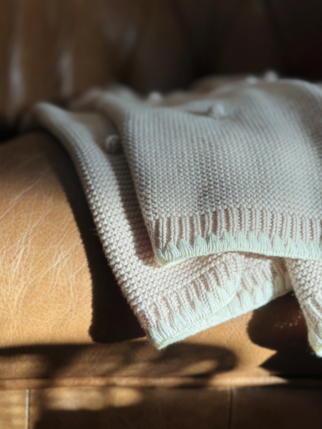 Mabel & Fox - Knitted Baby Blanket - Natural Bobble - Mabel & Fox