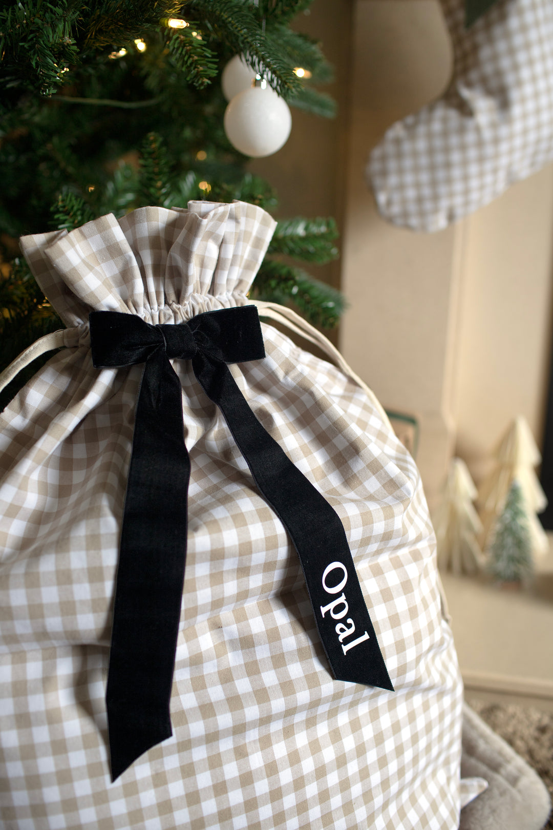 Mabel & Fox - Personalised Beige Gingham Gift Sack - Velvet Bow - Mabel & Fox
