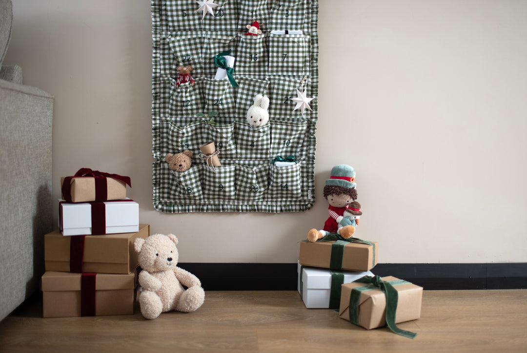 Mabel & Fox - Personalised Green Gingham Ruffle Advent Calendar - Velvet Bow - Mabel & Fox