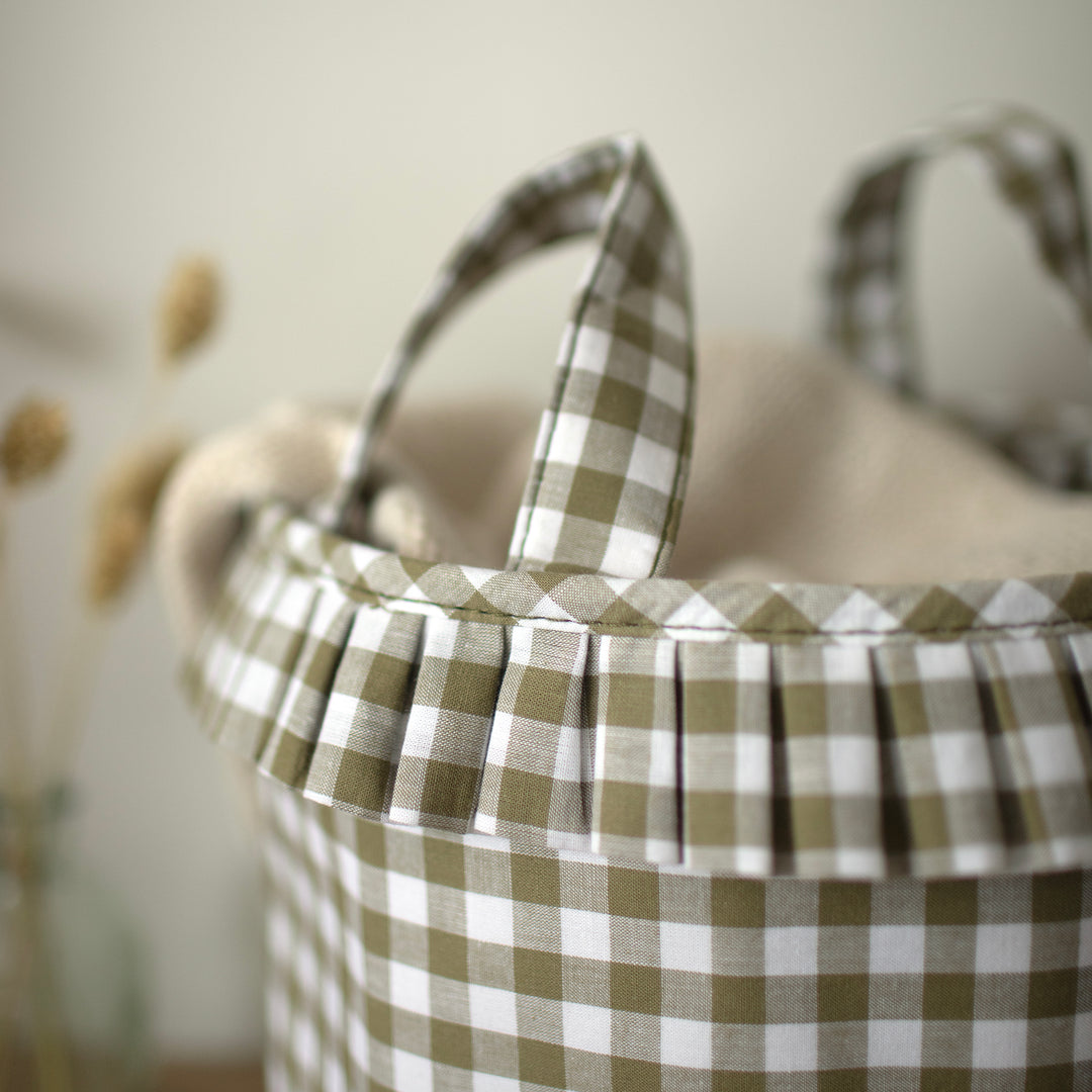 Mabel & Fox - Personalised Green Gingham Ruffle Basket - Velvet Bow - Mabel & Fox