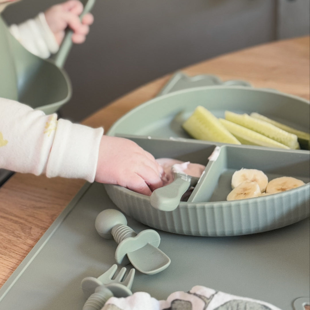 Mabel & Fox - Silicone Plate - Sage - Mabel & Fox