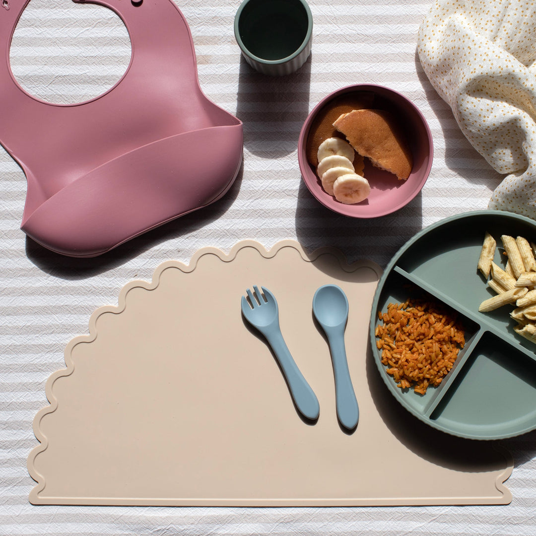 Mabel & Fox - Silicone Scalloped Placemat - Beige - Mabel & Fox