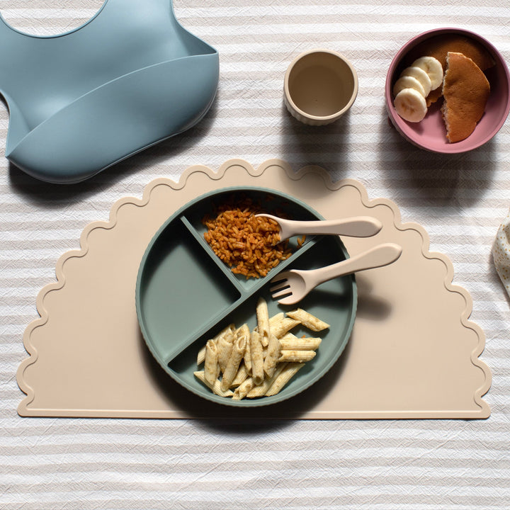 Mabel & Fox - Silicone Scalloped Placemat - Beige - Mabel & Fox
