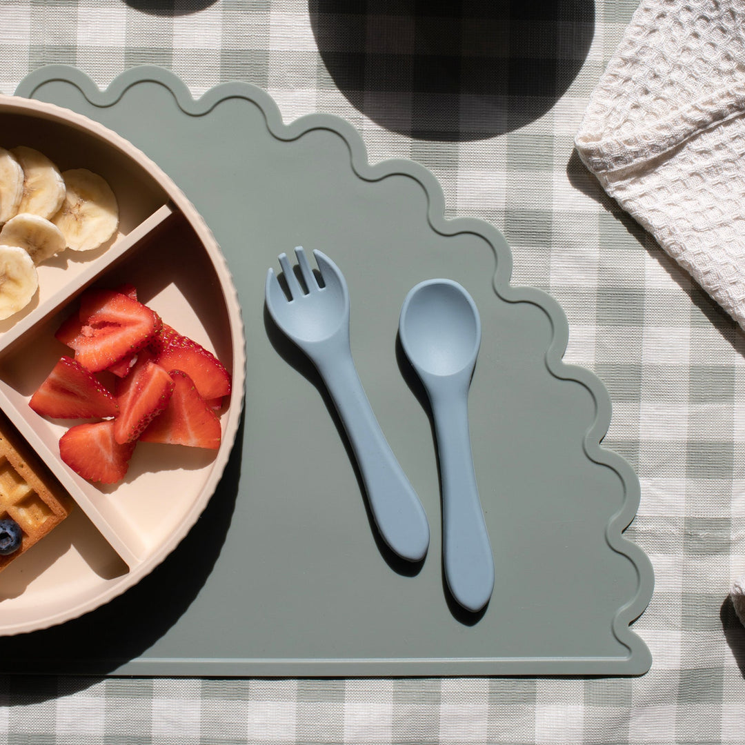 Mabel & Fox - Silicone Scalloped Placemat - Sage - Mabel & Fox
