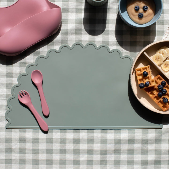 Mabel & Fox - Silicone Scalloped Placemat - Sage - Mabel & Fox