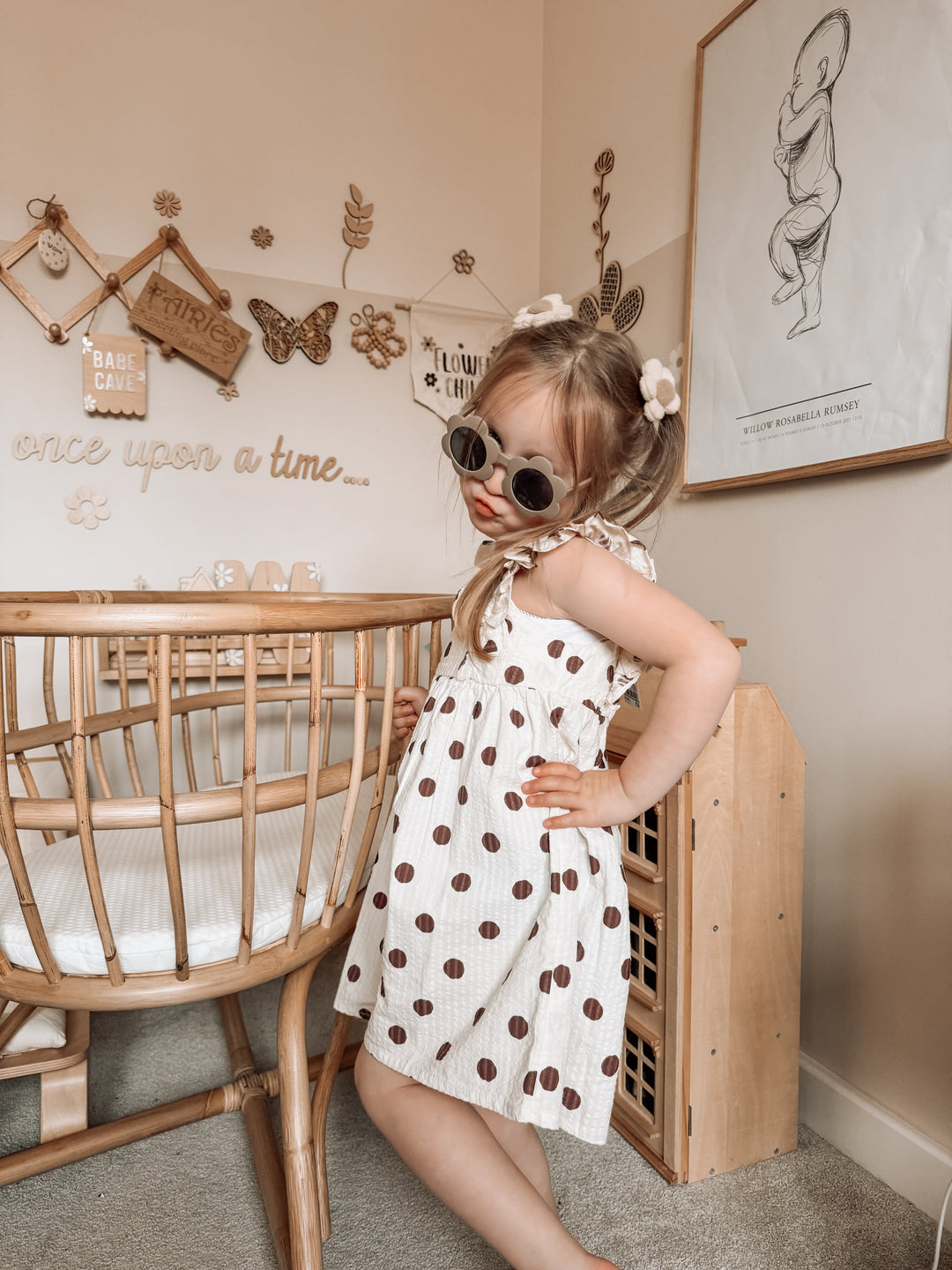 Mabel & Fox - Sunglasses - Flower - Taupe - Mabel & Fox