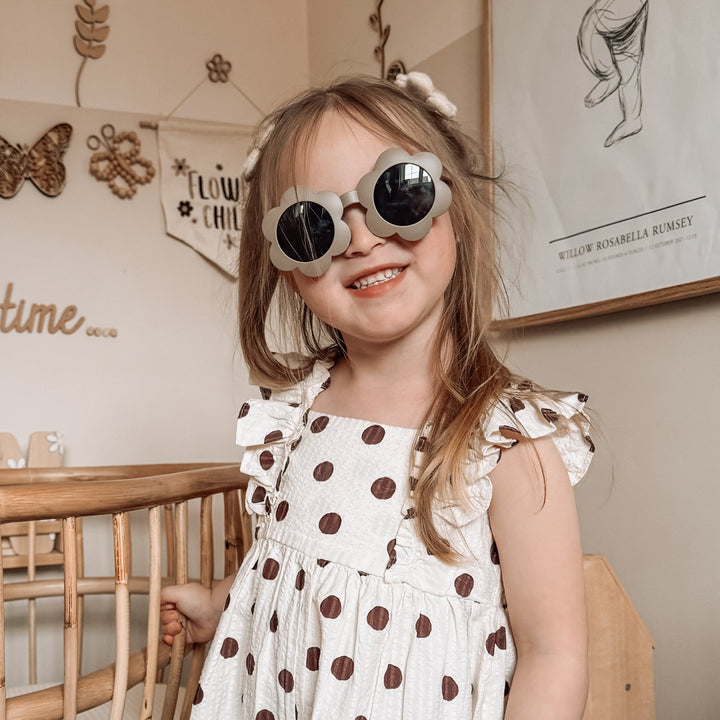 Mabel & Fox - Sunglasses - Flower - Taupe - Mabel & Fox