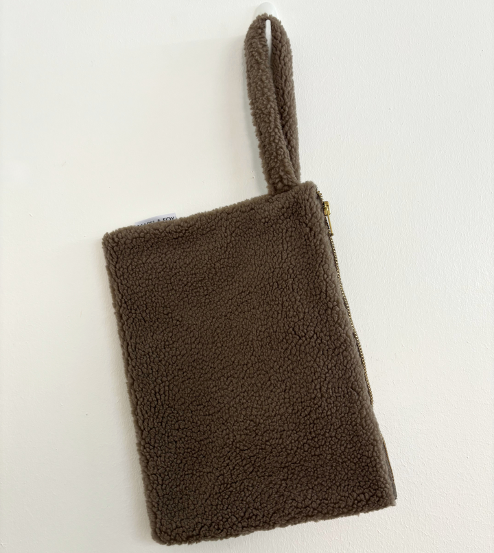 Mabel & Fox - Teddy Pouch - Ash Brown - Mabel & Fox