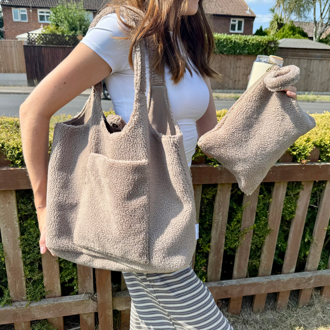 Mabel & Fox - Teddy Pouch - Ash Brown - Mabel & Fox