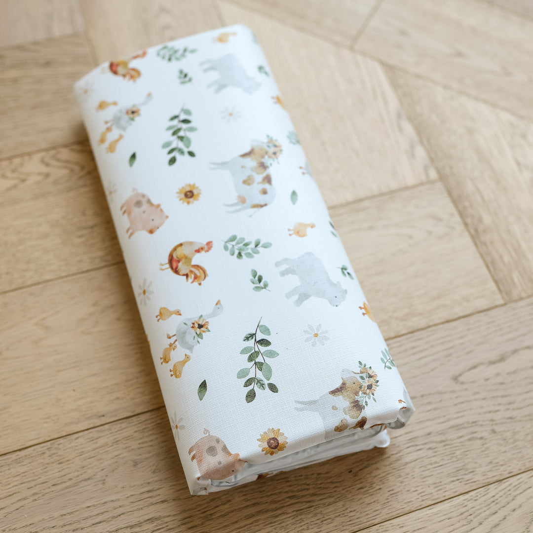 Mabel & Fox - Travel Changing Mat - Farmyard Animals - Mabel & Fox