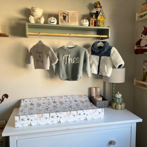 Mabel & Fox - Wedge Baby Changing Mat - Dinosaurs - Mabel & Fox