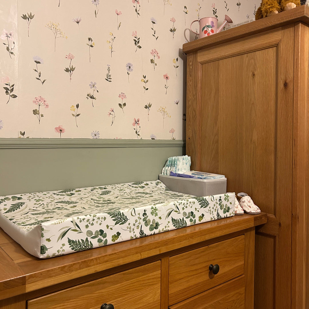 Mabel & Fox - Wedge Baby Changing Mat - Evergreen - Mabel & Fox